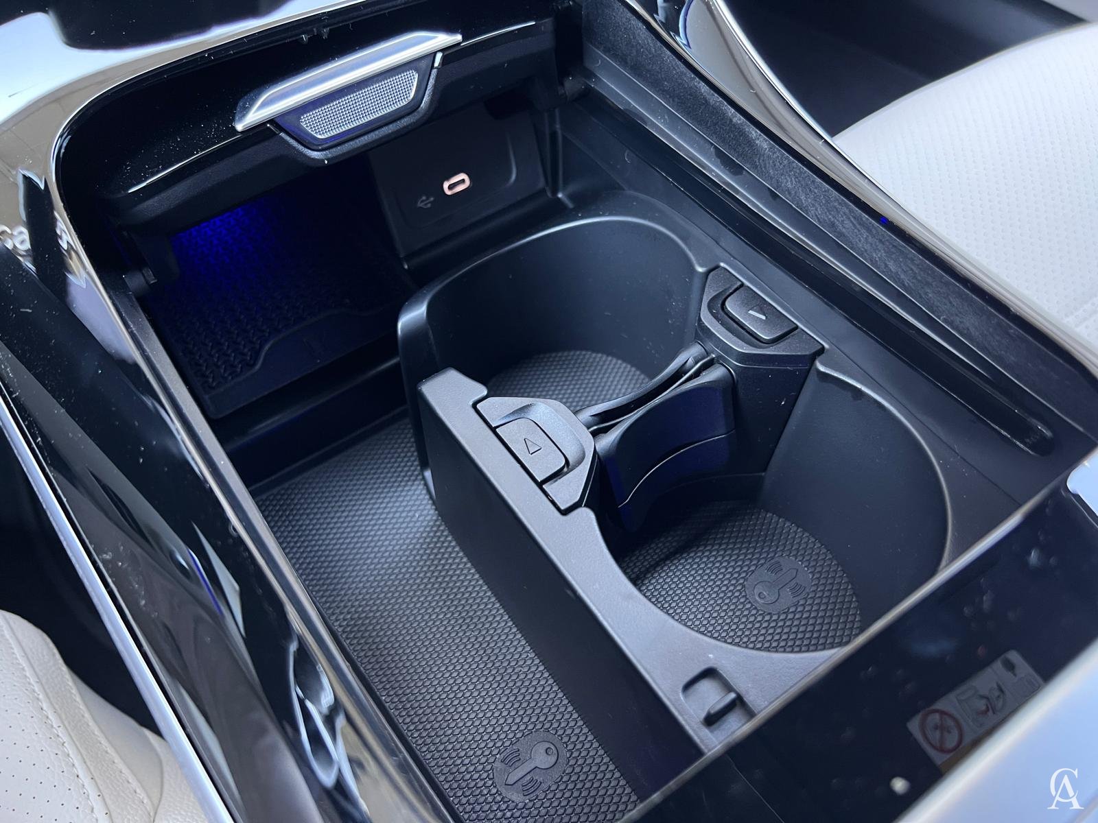 MERCEDES-BENZ C 220 d 4MATIC Limuzina