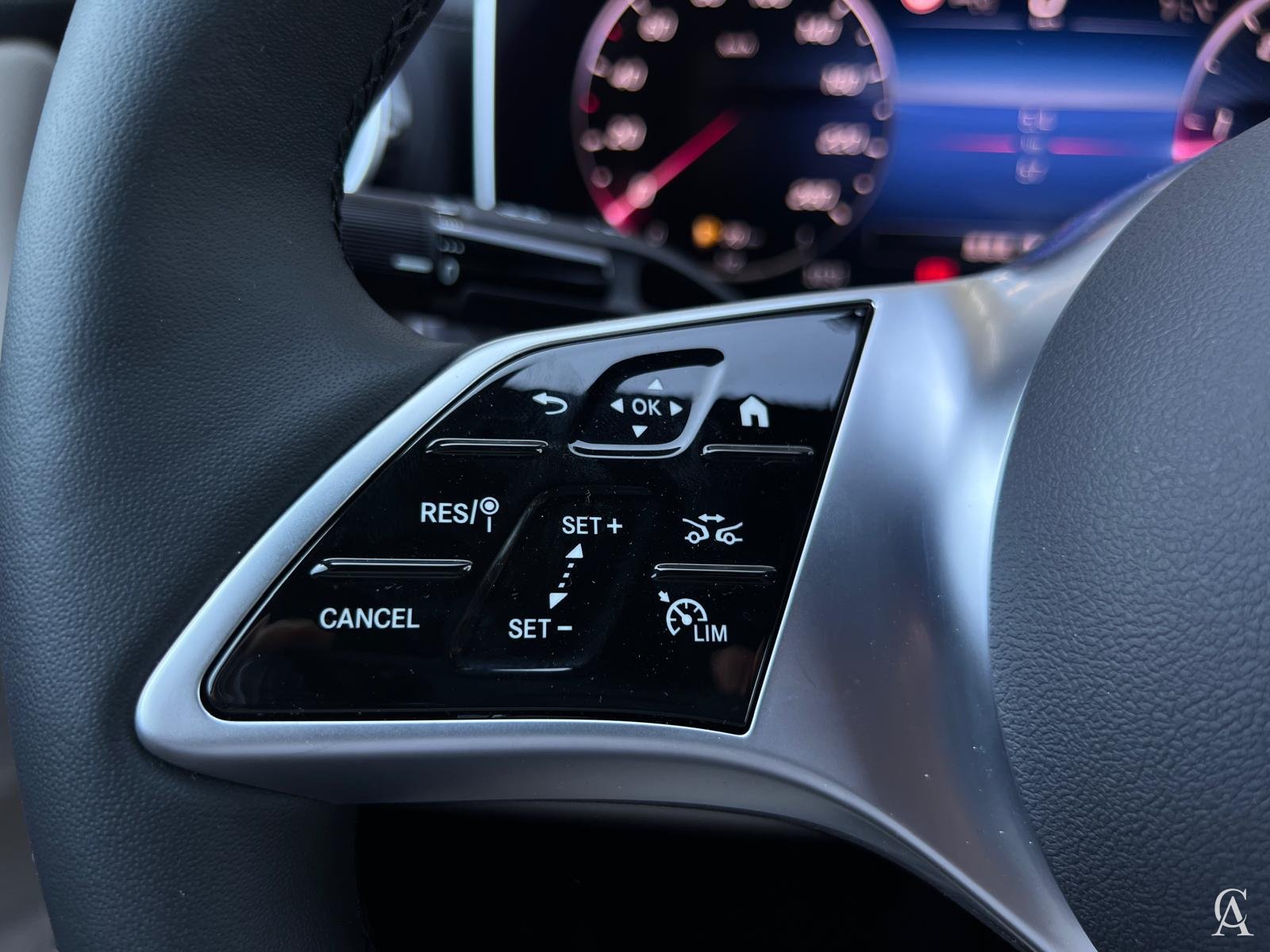 MERCEDES-BENZ C 220 d 4MATIC Limuzina