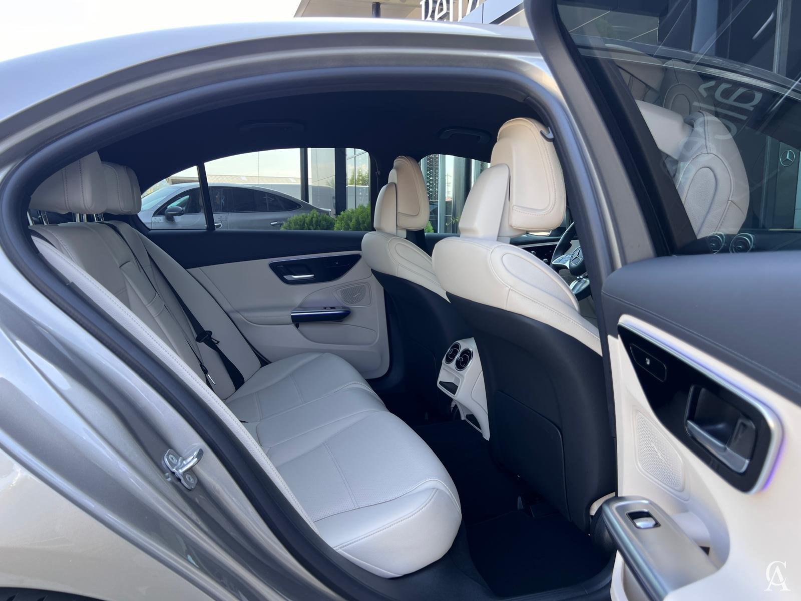 MERCEDES-BENZ C 220 d 4MATIC Limuzina