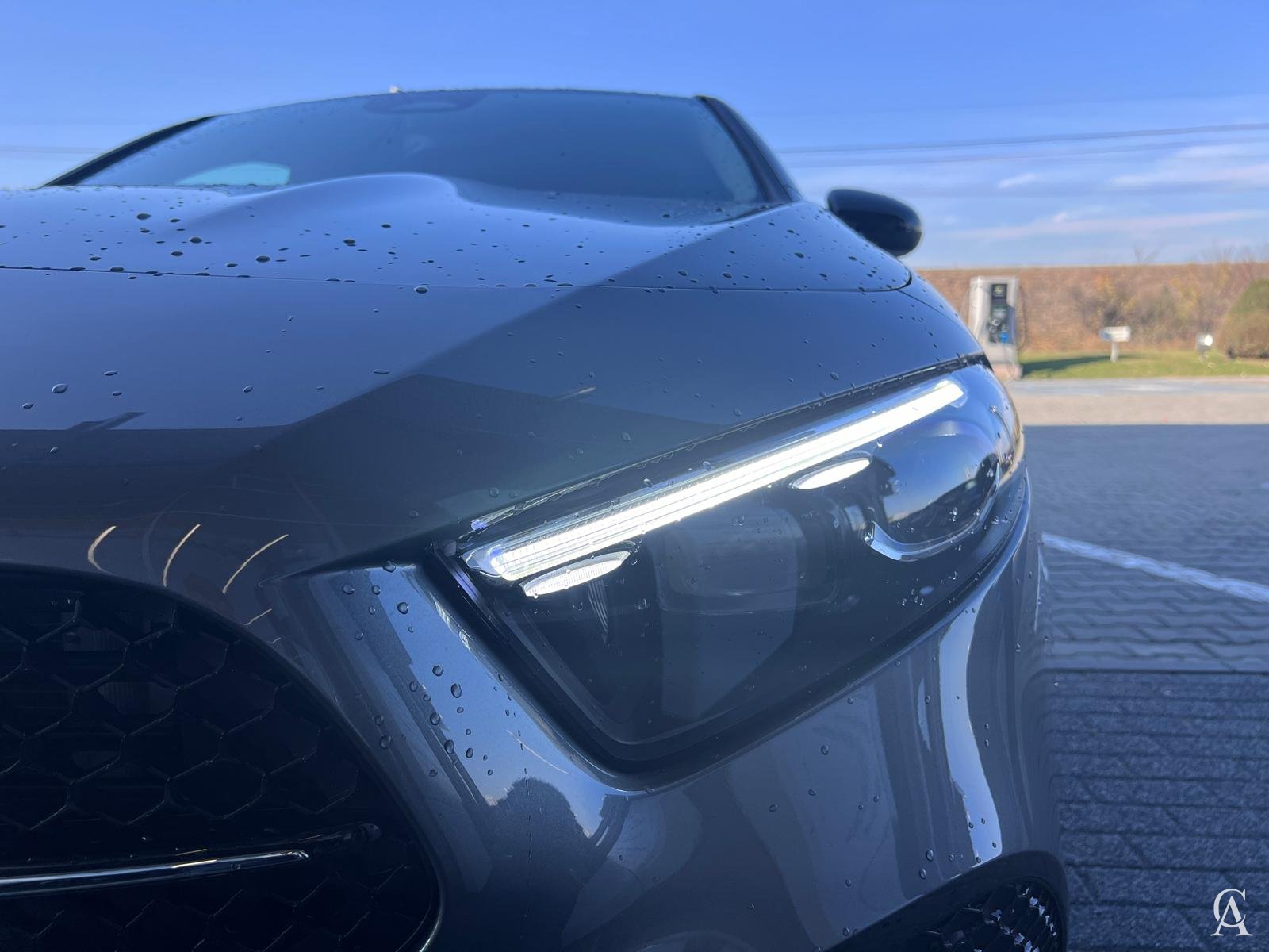 MERCEDES-BENZ A 200