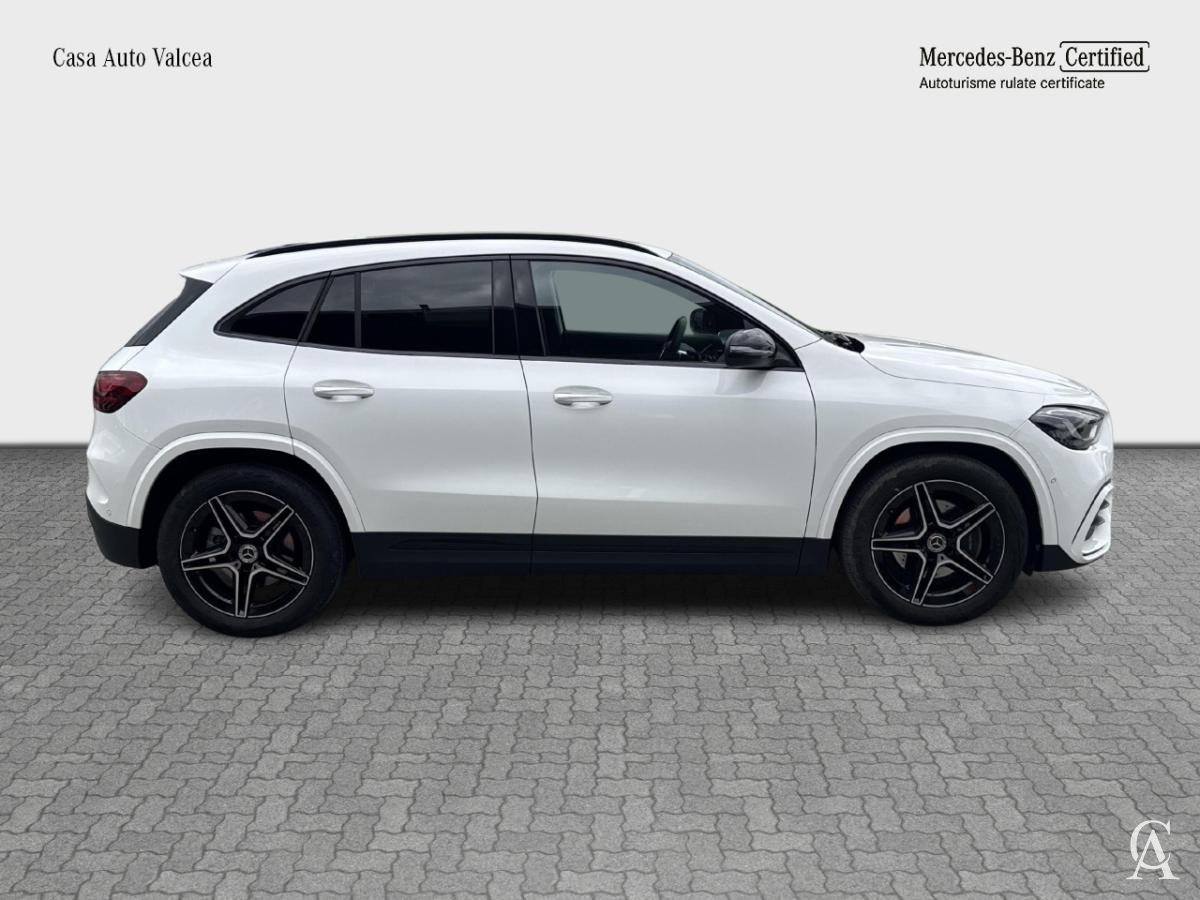 MERCEDES-BENZ GLA 220 4MATIC