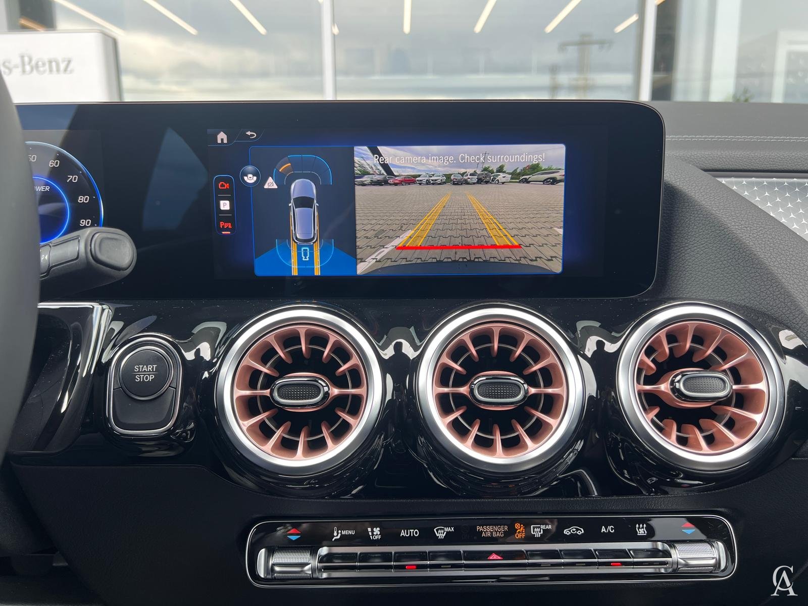 MERCEDES-BENZ EQA 250 +