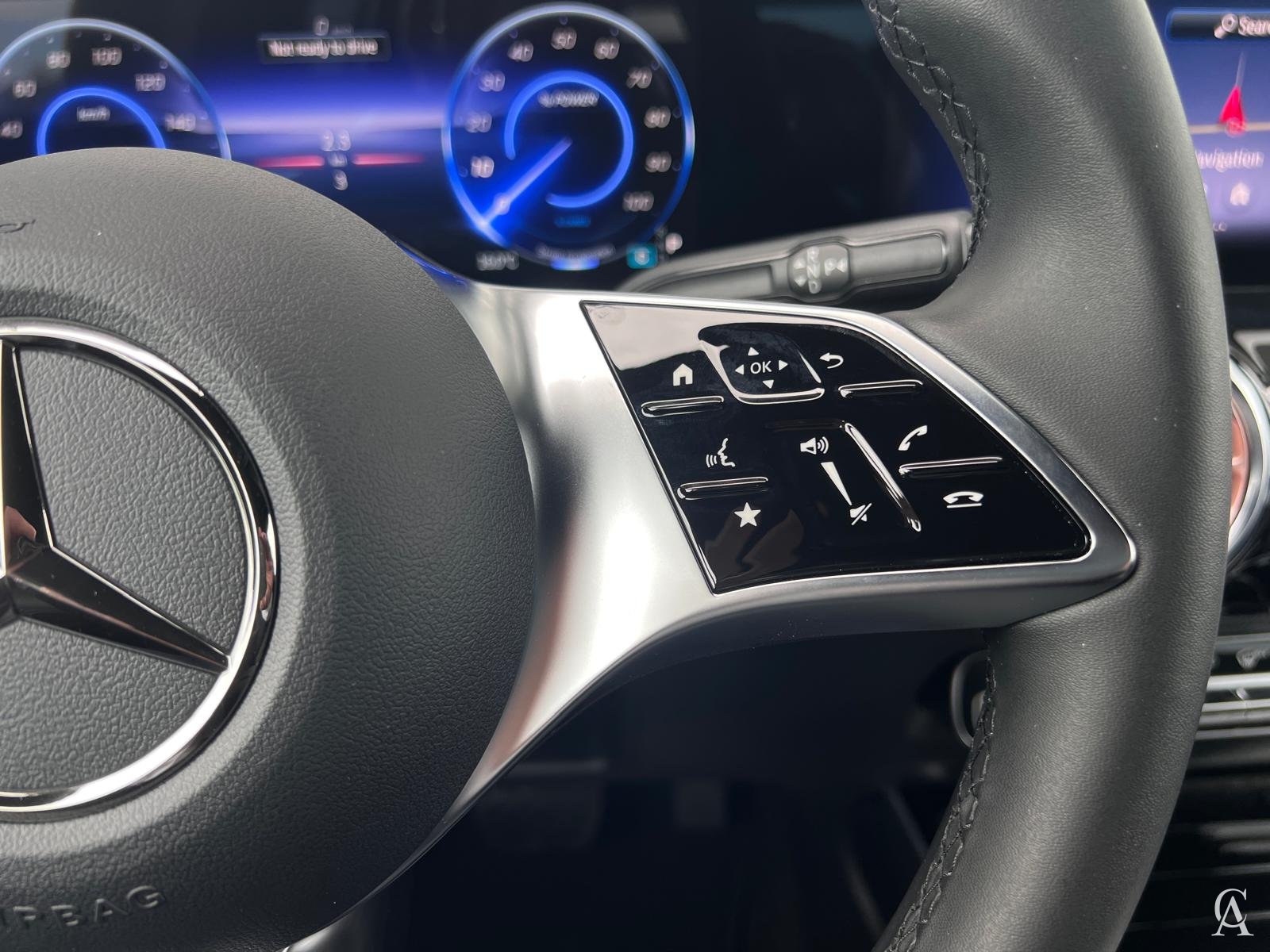 MERCEDES-BENZ EQA 250 +