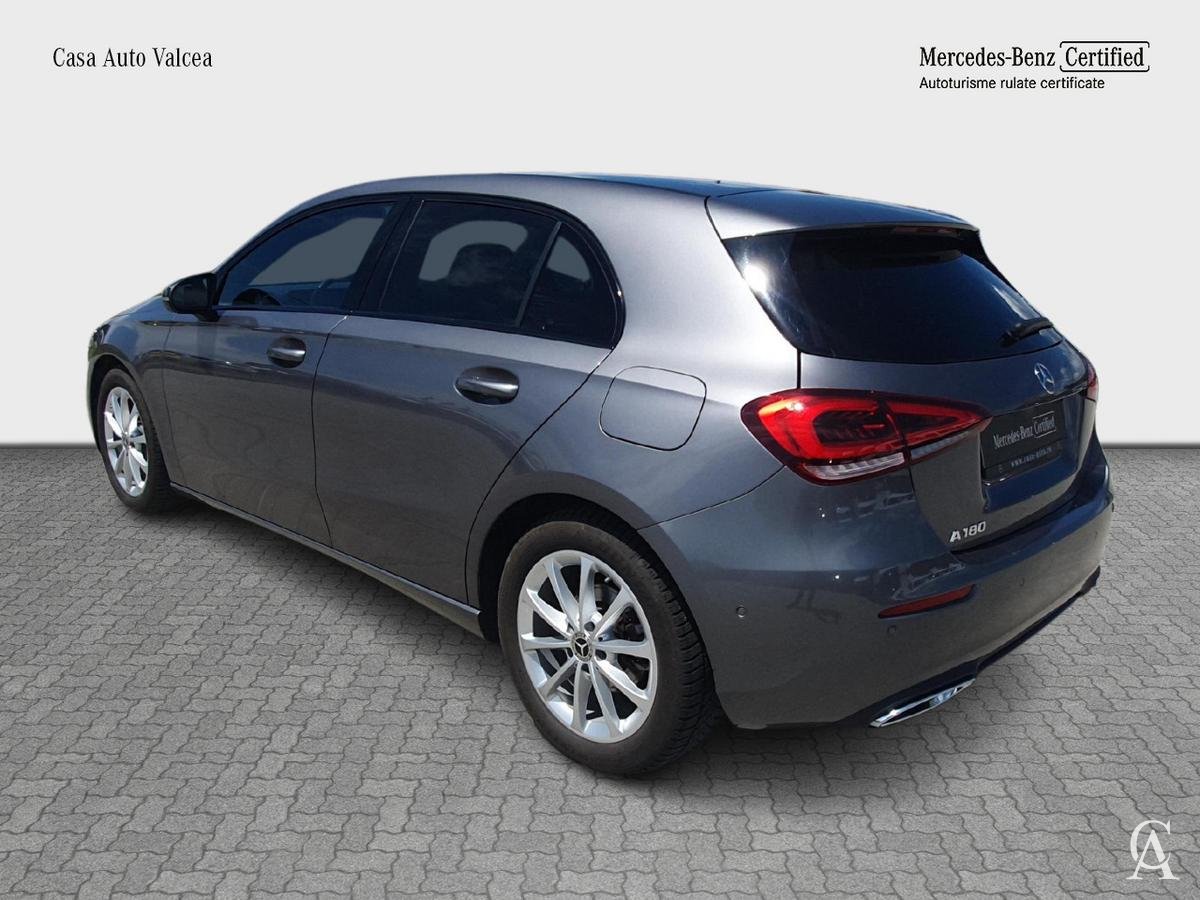 MERCEDES-BENZ A 180