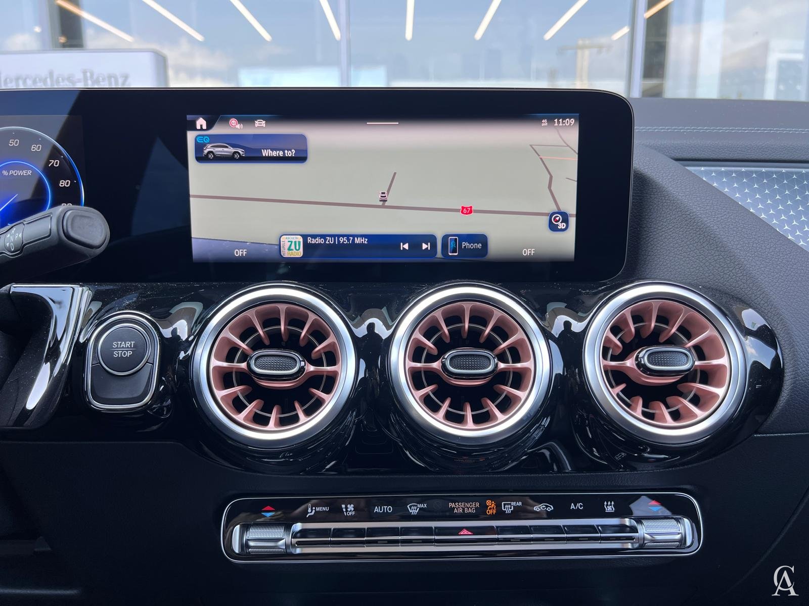 MERCEDES-BENZ EQA 250 +