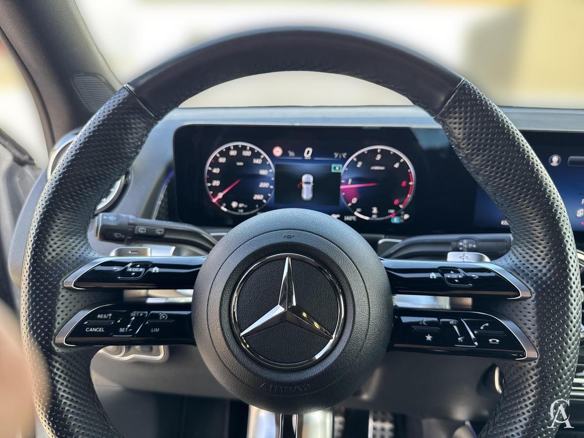 MERCEDES-BENZ GLB 200 d 4MATIC