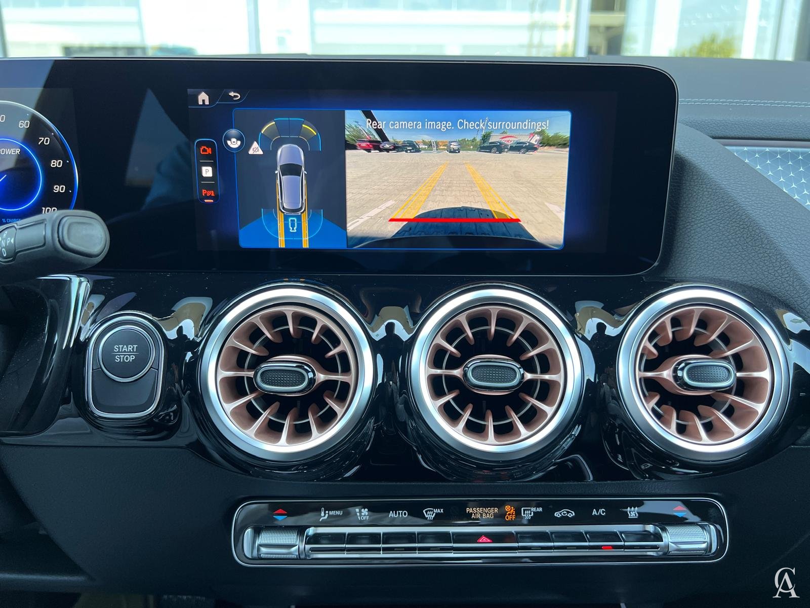 MERCEDES-BENZ EQA 250 +