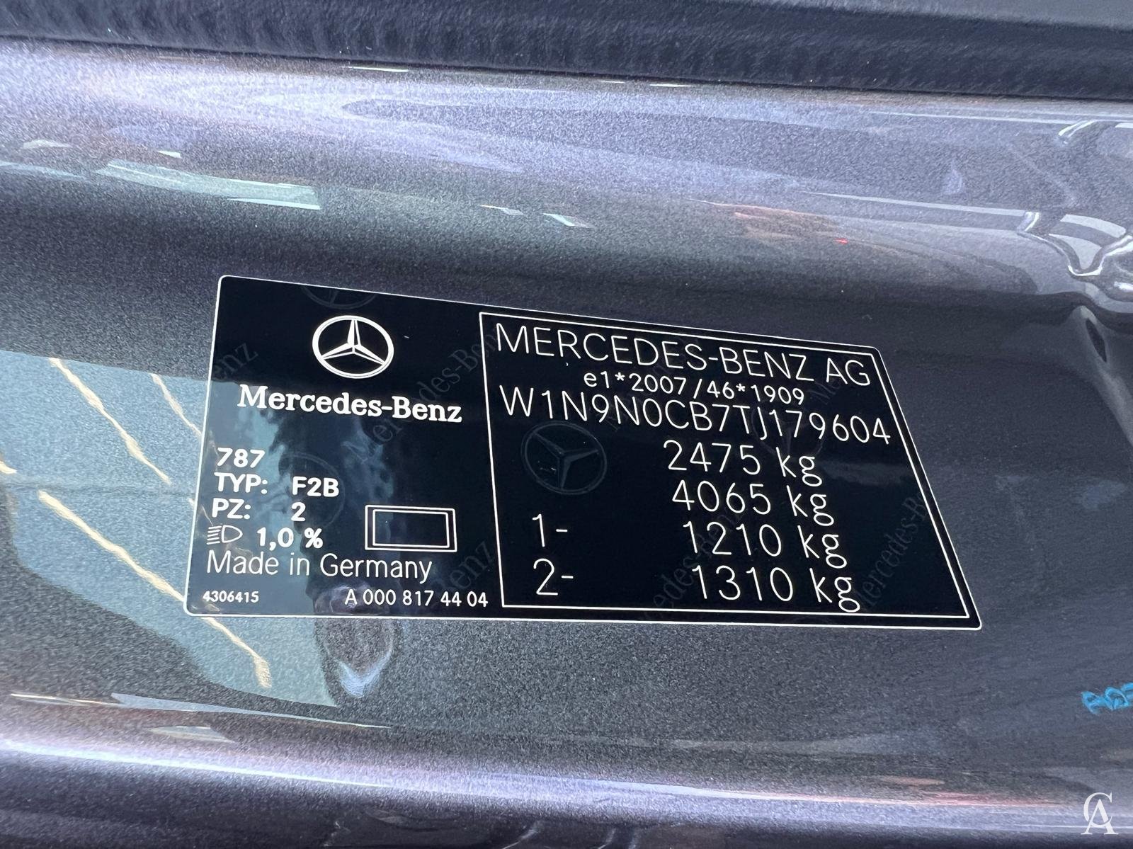 MERCEDES-BENZ EQA 250 +