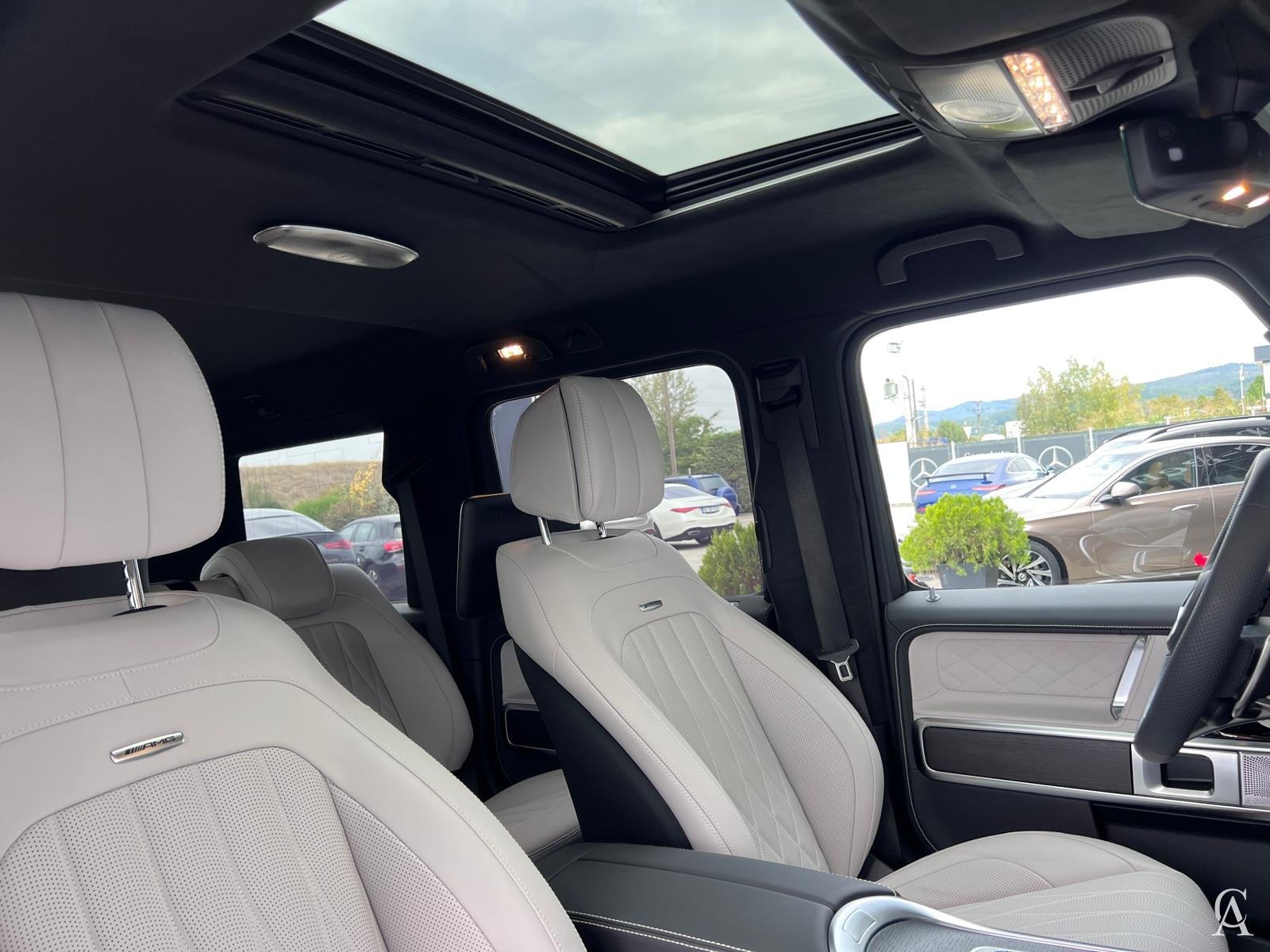MERCEDES-BENZ G63