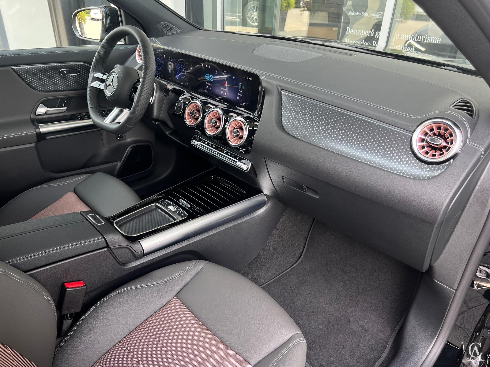 MERCEDES-BENZ EQA 250 +