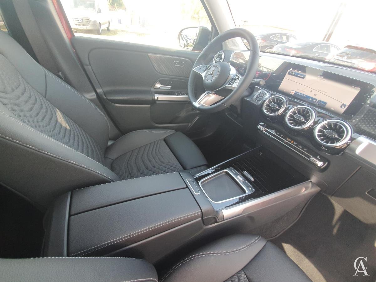 MERCEDES-BENZ GLB 200 d 4MATIC