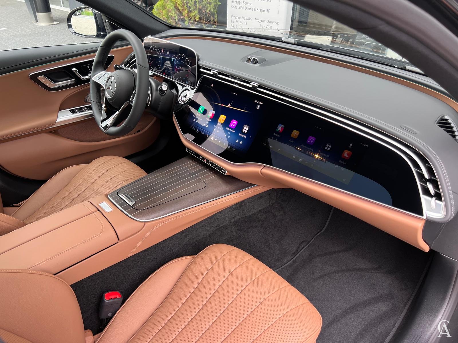 MERCEDES-BENZ E 200 4MATIC Limuzina