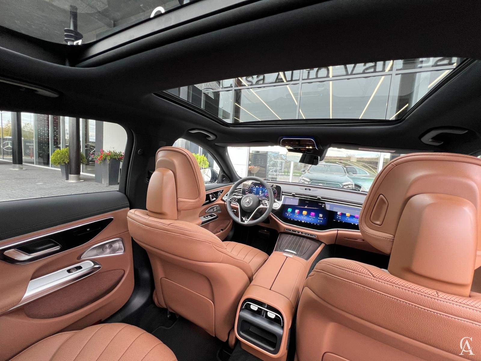 MERCEDES-BENZ E 200 4MATIC Limuzina