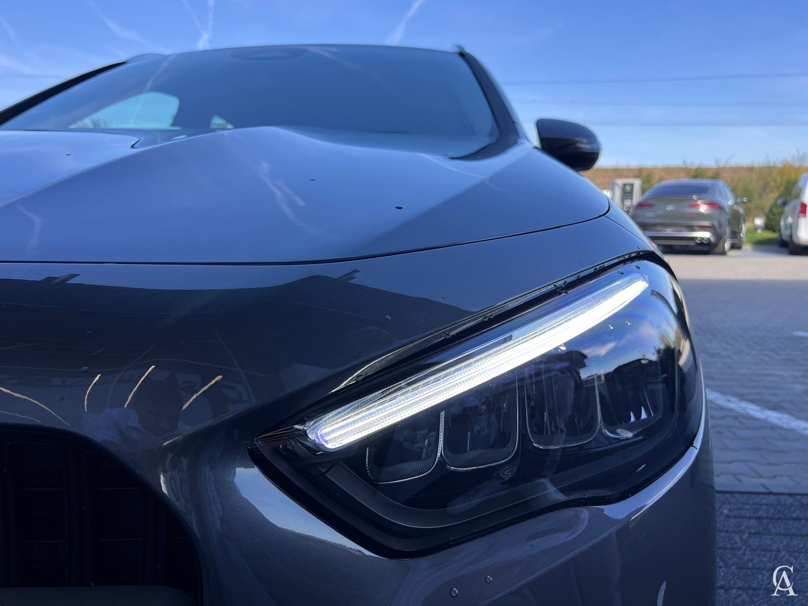 MERCEDES-BENZ GLA 180