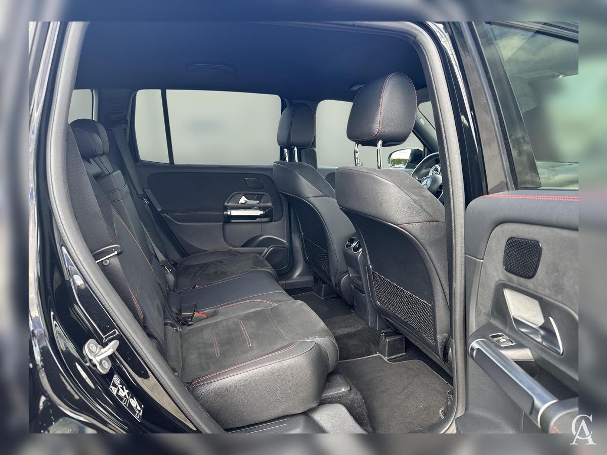 MERCEDES-BENZ GLB 220 4MATIC