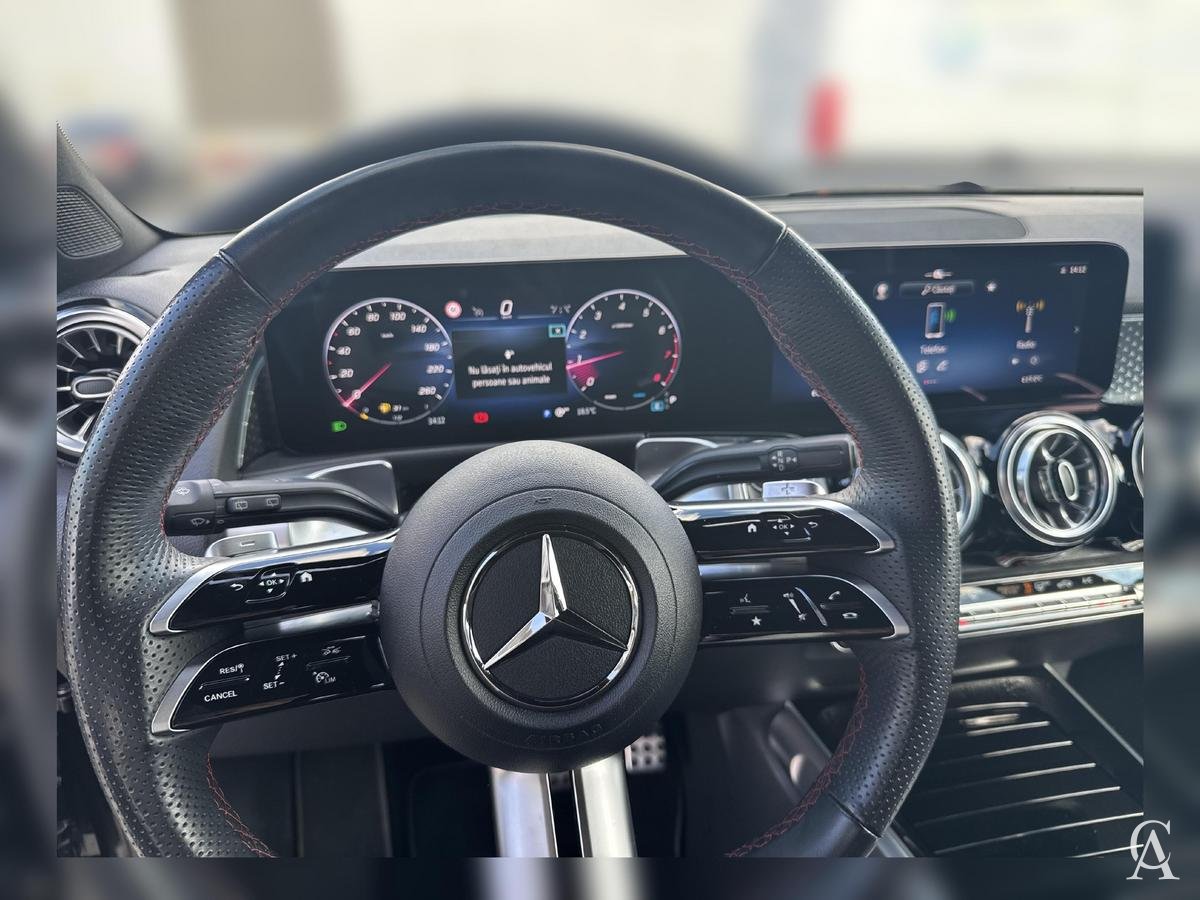 MERCEDES-BENZ GLB 220 4MATIC