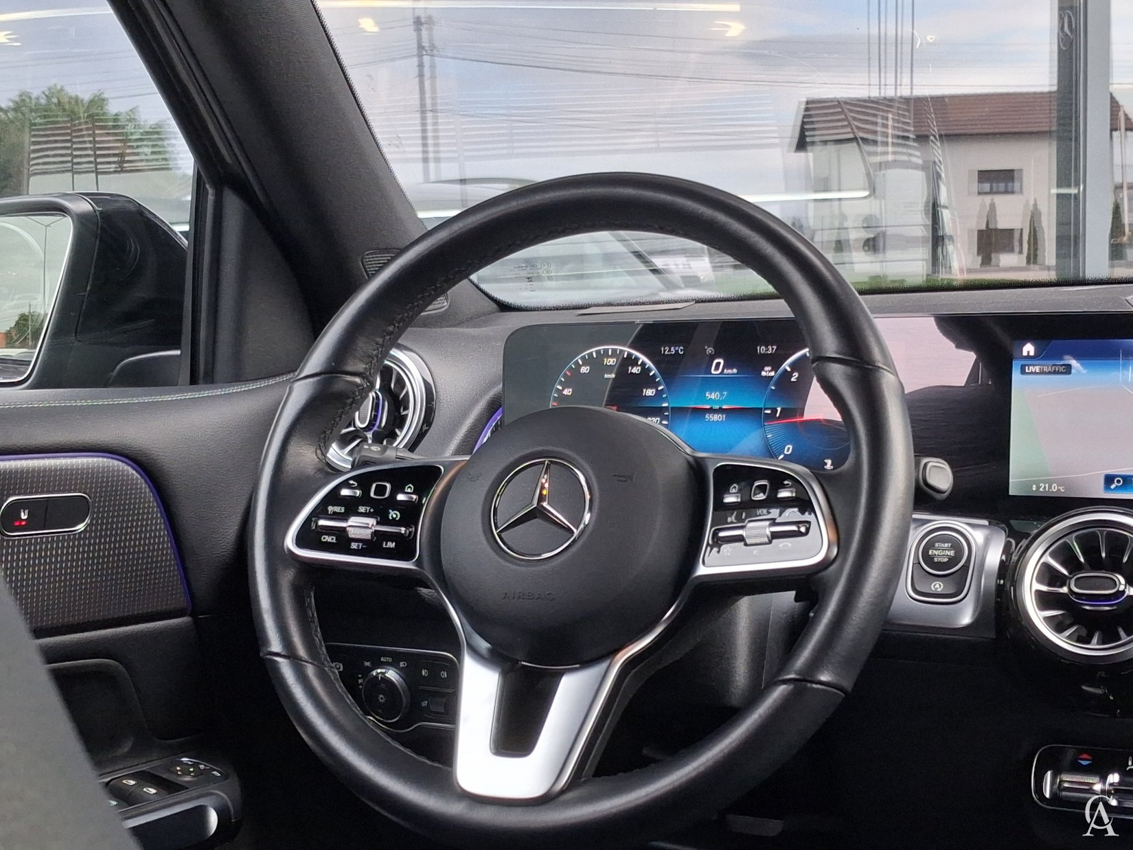 Mercedes-Benz GLB 200d 4M